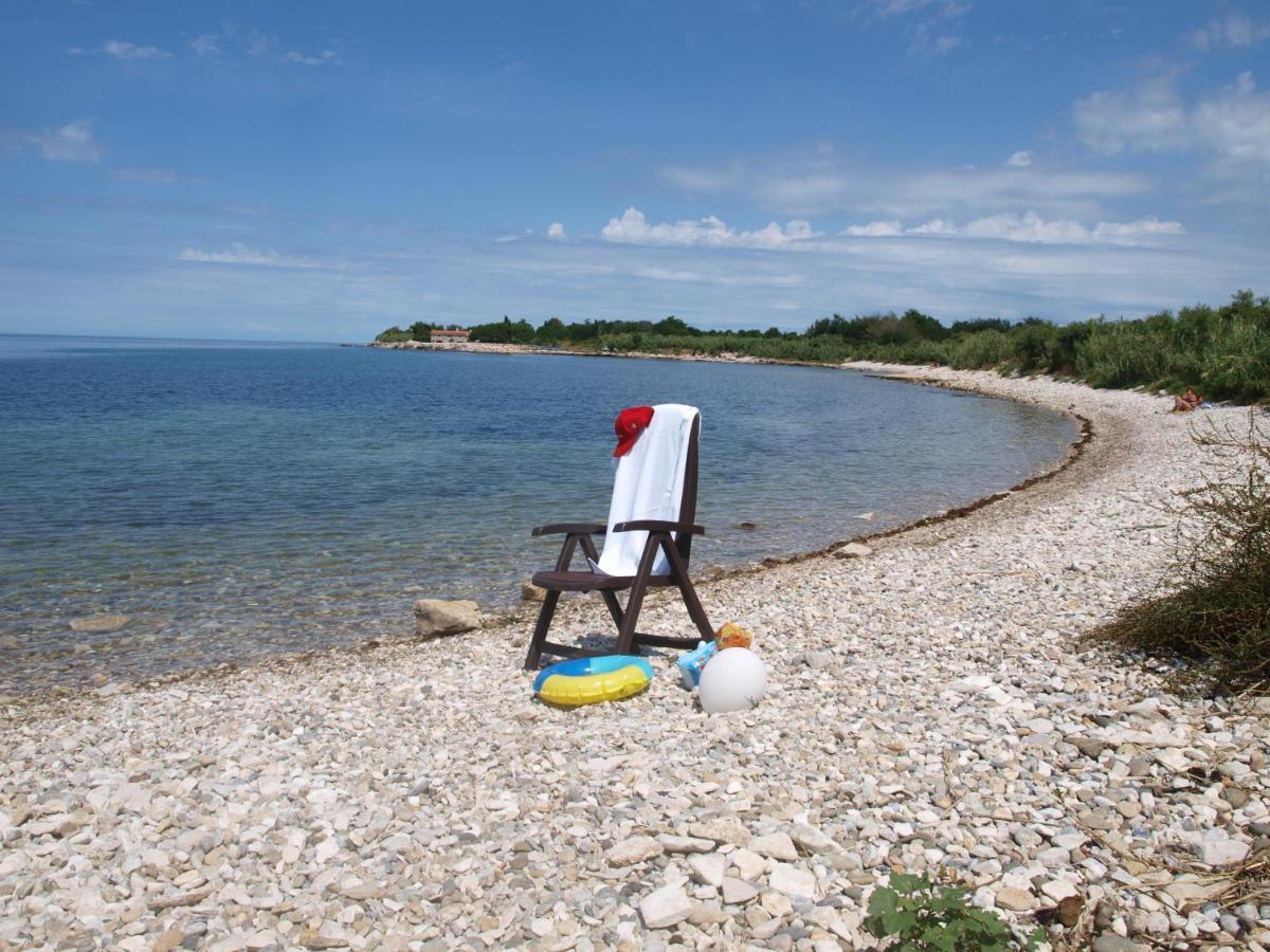 Camping Adria Mobile Homes In Camping Kastanija Novigrad Istria Exterior foto